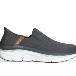 Men's Skechers Dlux Walker Oxford Slip-On Shoes